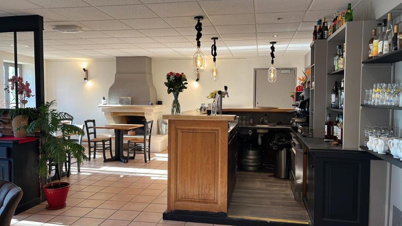 Gite - Auberge Du Midi Saint-Antoine  Экстерьер фото
