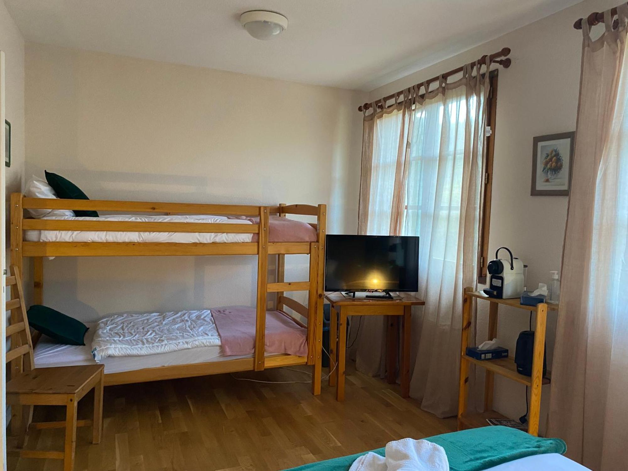 Gite - Auberge Du Midi Saint-Antoine  Экстерьер фото